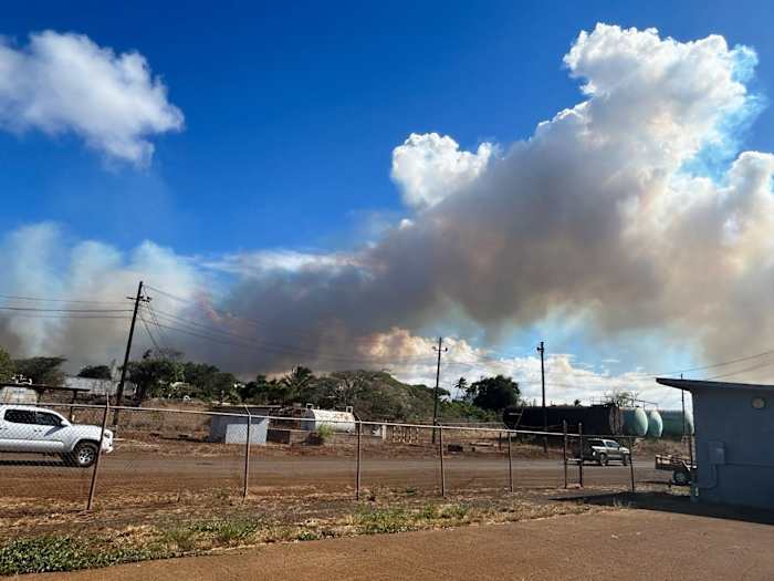 Maui -functionarissen heffen evacuaties op, sluiten schuilplaatsen na een willekeurige dreiging voor de stad North Shore Recedes