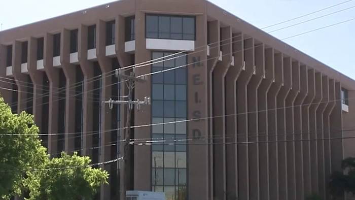 NEISD geeft richtlijnen uit over de controversiële wet van de ouderrechten als het nieuwe schooljaar begint