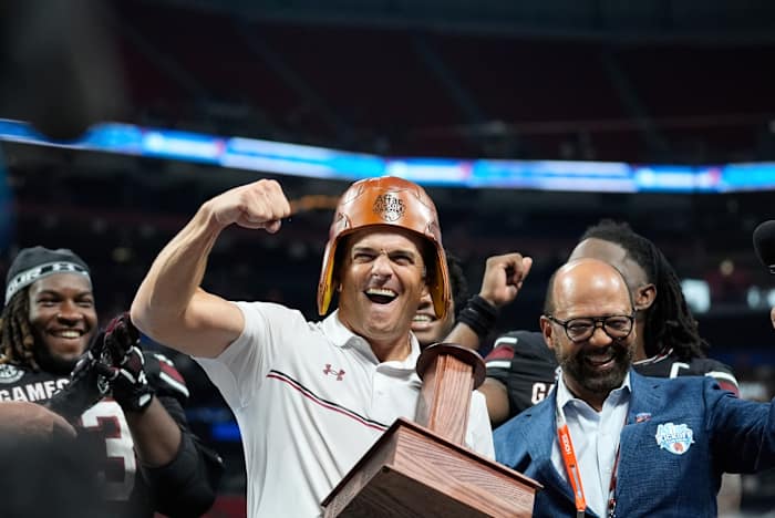 Nr. 13 South Carolina speelt 'Beamerball' tot in de perfectie om Virginia Tech 24-11 te verslaan in opener