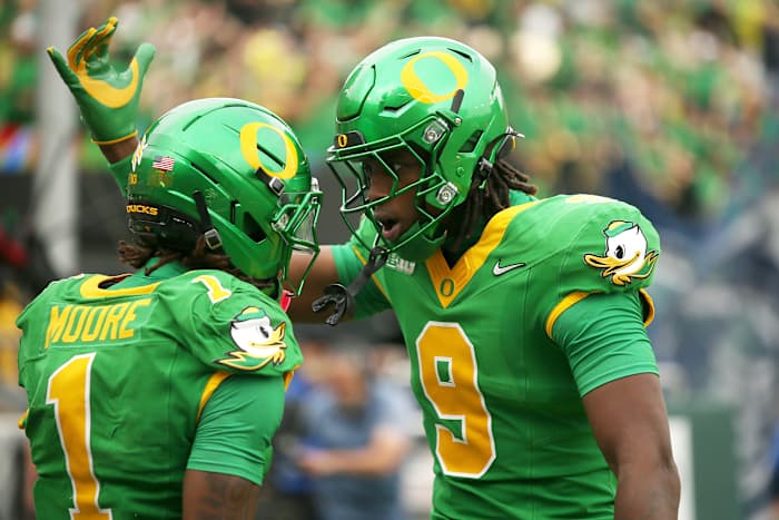 Nr. 6 Oregon Routs Oklahoma State 69-3 voor het grootste verlies van Cowboys onder Gundy