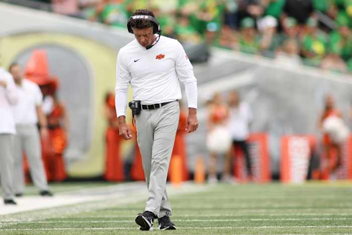 Oklahoma State vuurt na meer dan 20 jaar voetbalcoach Mike Gundy af na meer dan 20 jaar