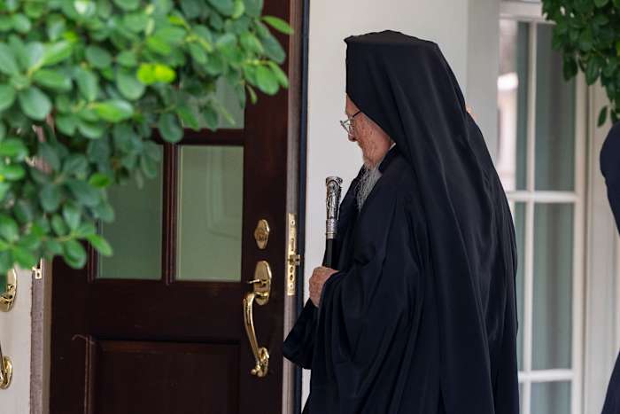 Orthodoxe patriarch verdedigt erkenning van een onafhankelijke Oekraïense kerk