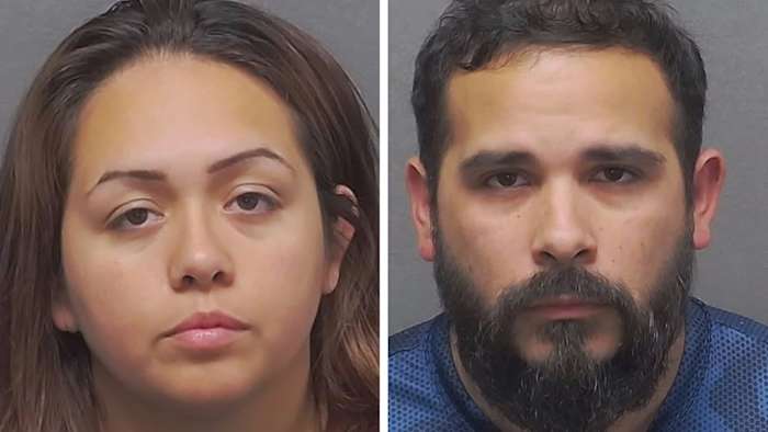 Ouders gearresteerd voor het boeien van eigen kinderen aan het bed frame, zegt Affidavit