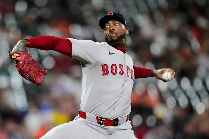 Red Sox en Closer Aroldis Chapman komen overeen met $ 13,3 miljoen contract voor 2026 met een optie 2027