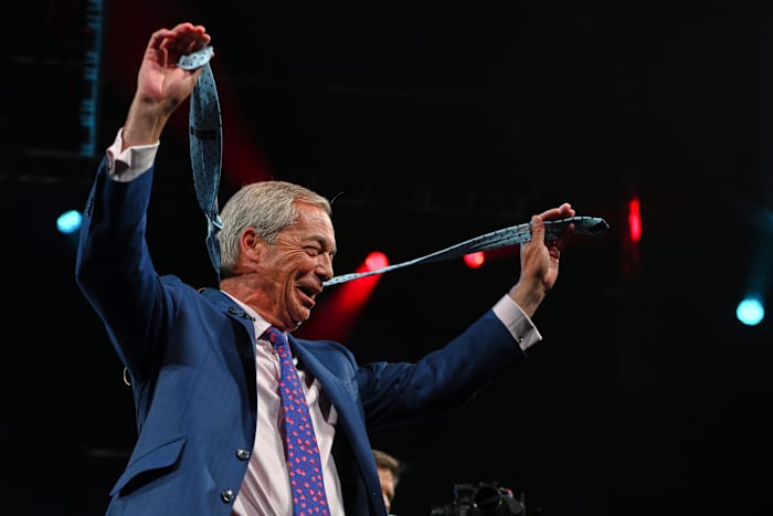 Reform UK neemt toe. Leider Nigel Farage hoopt dat het Trump Playbook hem aan de macht kan stuwen