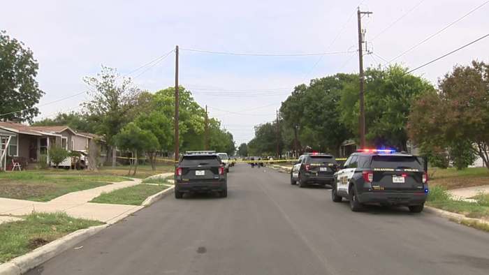 SAPD-officier schiet mes-wilding tiener aan de zuidkant, zegt Chief