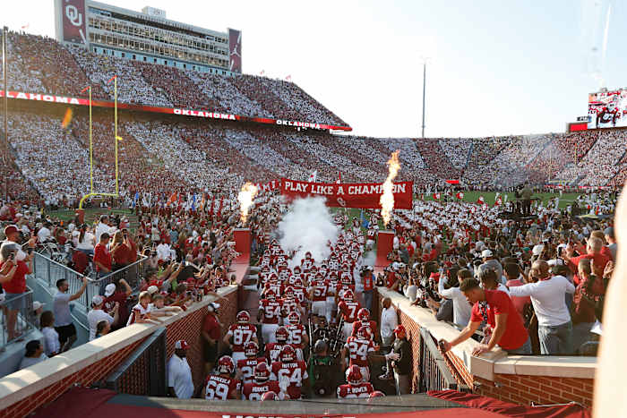 SEC onthult League -matchups voor de volgende vier seizoenen en houdt de meeste rivaliteit intact