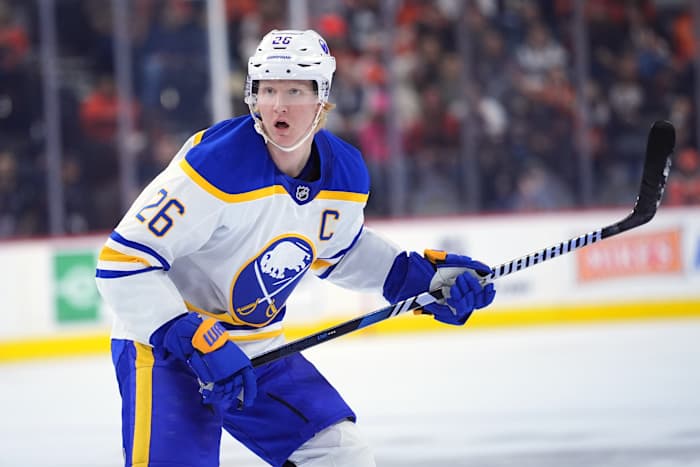 Sabres Captain Rasmus Dahlin zegt dat zijn verloofde herstelt van een levensreddende harttransplantatie