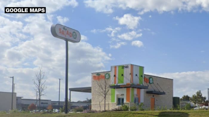 Salade en ga alle locaties in San Antonio sluiten