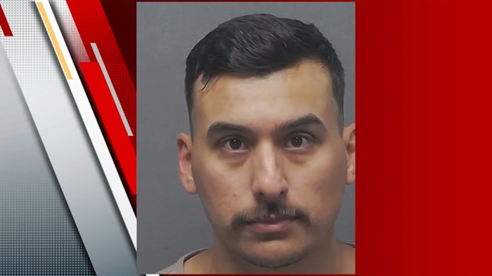 San Antonio brandweerman beschuldigd van het aanvallen van familielid, geplaatst op administratieve plicht, zegt Safd