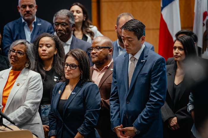 Texas House bevordert de beperkingen van fondsenwerving voor wetgevers die de staat verlaten om de wetgeving te blokkeren