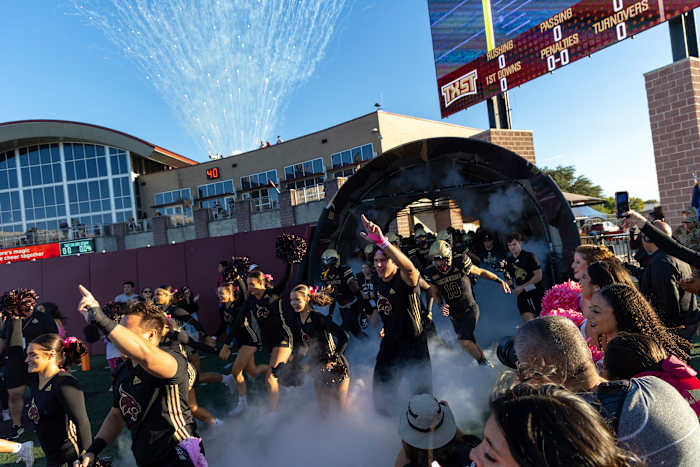 Texas State gaat toe tot Pac-12, maar de dichtstbijzijnde tegenstander van de conferentie ligt op 1.000 mijl afstand