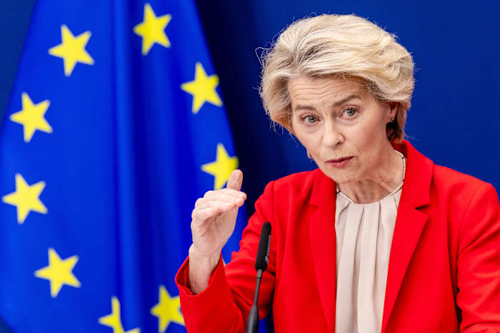 Top EU -officiële von der leyen om plannen te schetsen voor het omgaan met de uitdagingen van Europa in grote spraak