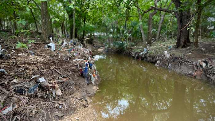 Tweede persoon die dood werd gevonden in Salado Creek na overstromingen van Labor Day Weekend geïdentificeerd