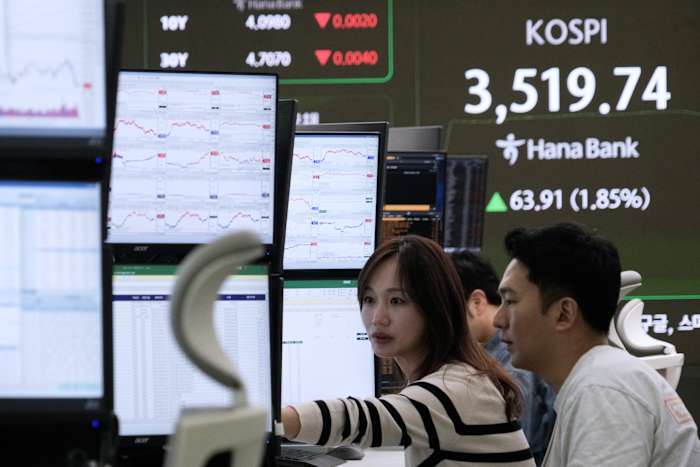 Aziatische aandelen gaan vooruit naarmate beleggers de shutdown van de VS van schouders ophalen