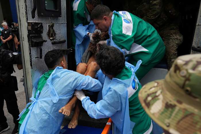 Bij een enorme Braziliaanse aanval op de Rio-bende komen minstens 60 mensen om het leven en worden 81 mensen gearresteerd