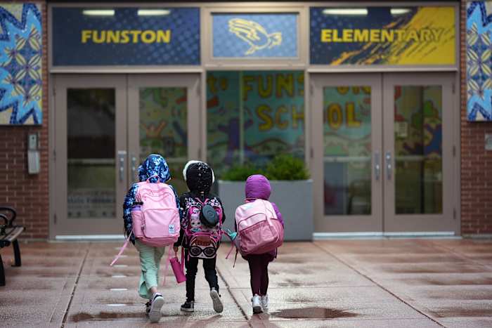 De kinderen van Chicago raken verstrikt in de chaos van het immigratiebeleid