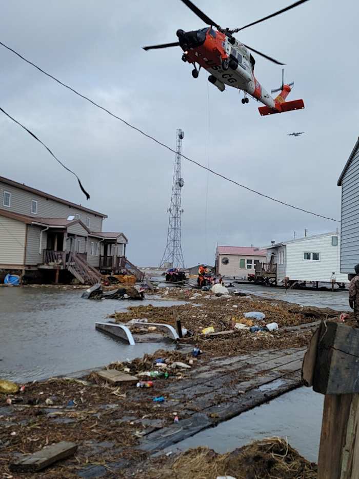 De taakgroep heeft tot doel de ontheemden door de voormalige tyfoon in Alaska te verplaatsen van schuilplaatsen naar hotels en huurwoningen