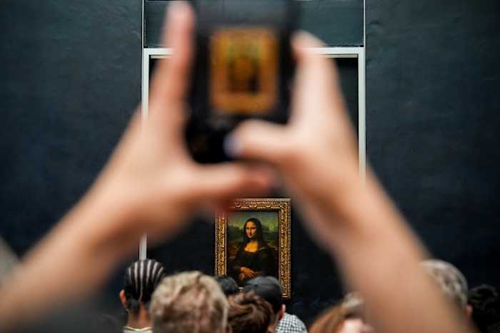 Dieven hebben opnieuw het Louvre getroffen. Hier is een blik op andere beroemde overvallen in musea over de hele wereld