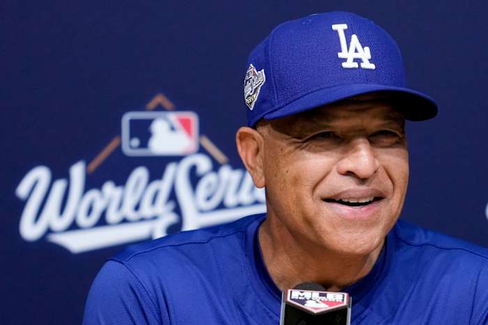 Dodgers' Roberts tegen verlenging van de automatische loper tot 'postseason'. Schneider van Blue Jays weet het niet zeker