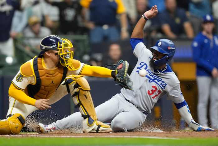 Dodgers' Teoscar Hernández zegt dat 'niemand de schuld heeft behalve mijzelf' voor zijn rol in het vreemde NLCS-dubbelspel