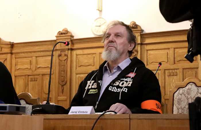 Een rechtbank in Slowakije veroordeelt een man tot 21 jaar wegens poging tot moord op de premier