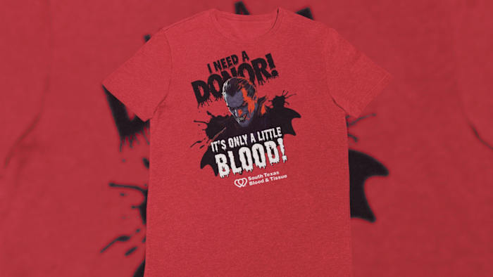 Er wacht je in oktober een griezelig shirt als je bloed doneert bij South Texas Blood & Tissue
