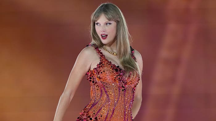 Exclusieve aankondiging van Taylor Swift die maandag zal worden gedaan tijdens Good Morning America op KSAT 12