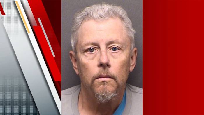 Gepensioneerde logopedist die werkte met kinderen die zijn veroordeeld voor bezit van kinderporno