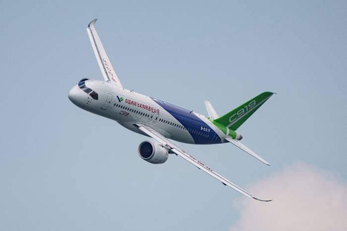 Het Chinese C919-vliegtuig staat voor een turbulent luchtruim te midden van de handelsspanningen tussen de VS en China