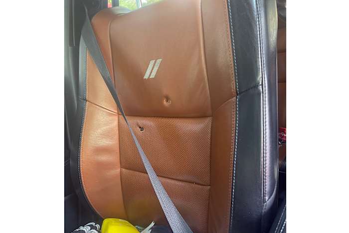 In het politierapport wordt de schietpartij van een federale agent op een DC-chauffeur weggelaten. De advocaten van de man vermoeden dat er sprake is van een doofpotaffaire