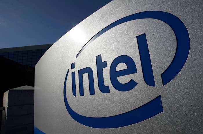 Intel boekt winst, ook al heeft het moeite om marktaandeel terug te winnen