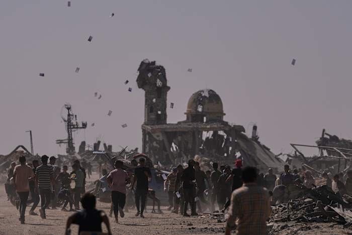 Israël identificeert de stoffelijke resten van een gijzelaar, terwijl Hamas zegt dat het zich inzet voor het beëindigen van de oorlog