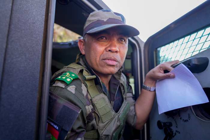 'Je hebt veel gebeld!': Hoe twee AP-verslaggevers een interview met de leider van de staatsgreep van Madagaskar binnenhaalden