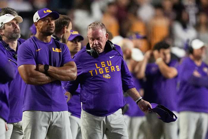 LSU ontslaat coach Brian Kelly in het vierde seizoen van zijn tienjarige deal van $ 100 miljoen