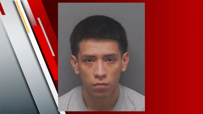 Man in hechtenis, beschuldigd van het vermoorden van de 38-jarige man die voor het huis van Suspect is gevonden, zegt Sapd