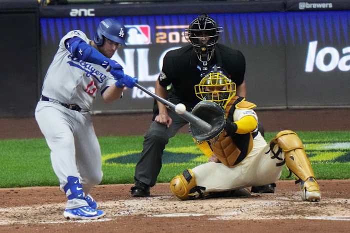 Max Muncy vestigt het Dodgers-record door zijn 14e postseason-homer in zijn carrière te slaan