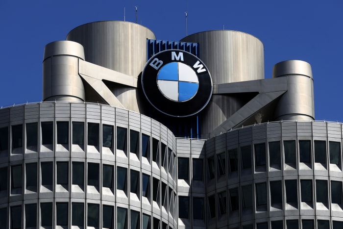 Meer dan 145.000 BMW-modellen teruggeroepen vanwege mogelijk brandgevaar, zegt NHTSA