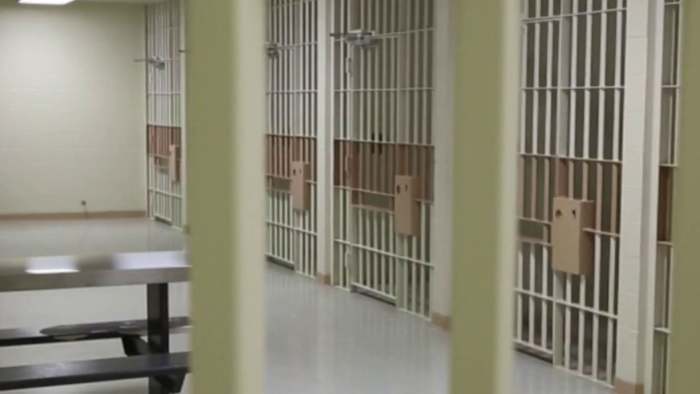 Meer dan 200 veteranen zijn in september opgesloten in de gevangenis van Bexar County, nieuwe gegevens blijkt