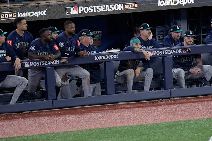 Met acht nullen van AL-wimpel verspillen Mariners voorsprong en blijven het enige team zonder World Series-trip