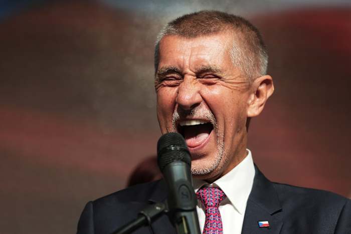 Populistische miljardair Andrej Babiš wint Tsjechische parlementsverkiezingen, officiële resultaten laten zien