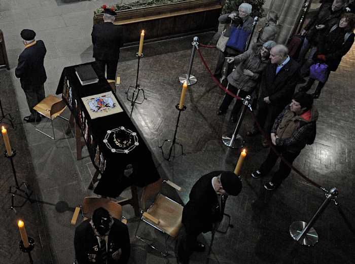 Producenten betalen schadevergoeding voor schikking wegens smaadzaak over film over zoektocht naar koning Richard III