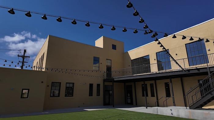 Renovaties voor historische Basila Frocks -gebouw aan de westkant na de voltooiing