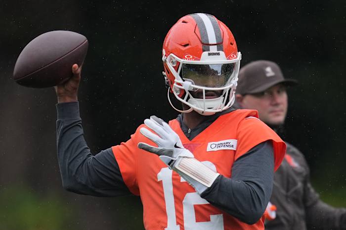 Shedeur Sanders gepromoveerd tot Browns back-up QB, zal achter rookie Dillon Gabriel staan ​​tegen Steelers