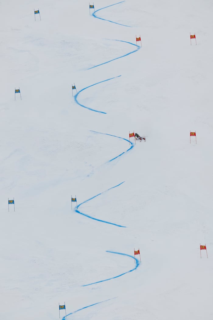 Shiffrin zet “monumentale stap” met de 4e plaats terwijl het Amerikaanse skiteam schittert tijdens de openingswedstrijd van de Wereldbeker