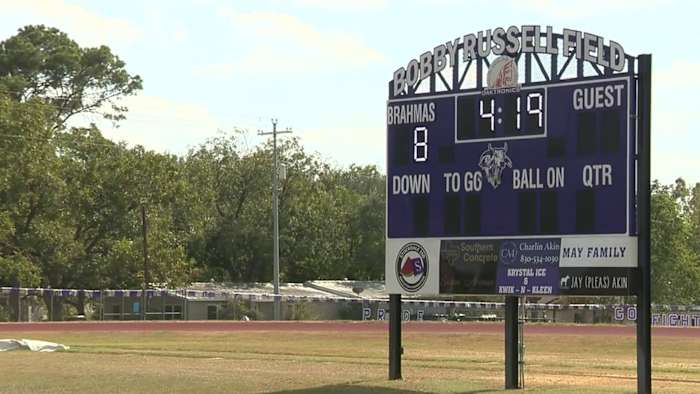 Stockdale High School Rallies samen voor $ 1 miljoen T-Mobile vrijdagavond 5G Lights Prize