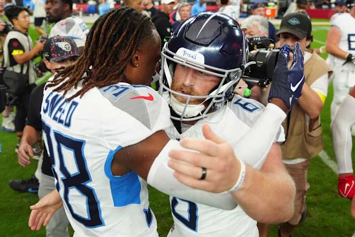 Titans snappen 10-game skid met onwaarschijnlijke comeback om Cardinals 22-21 te verslaan