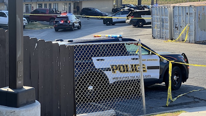 Twee SAPD-agenten zijn vrijgelaten uit het ziekenhuis nadat ze schotwonden hadden opgelopen aan West Side, zegt SAPOA