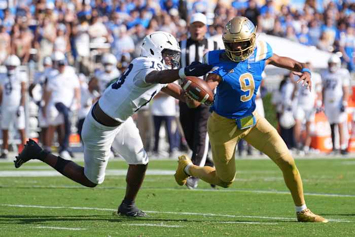 UCLA Stuns No. 7 Penn State met de 5 touchdowns van Iamaleava, eindigt 16-game skid tegen top-10 teams