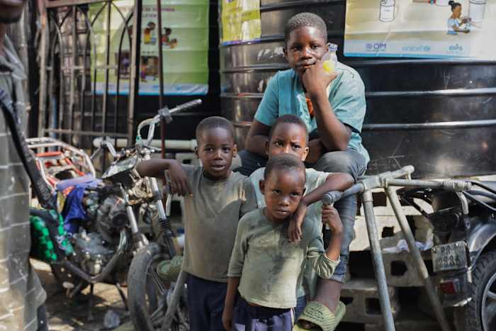 UNICEF waarschuwt dat het aantal door geweld ontheemde kinderen in Haïti bijna is verdubbeld